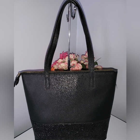 Kate Spade♠️ Tote Set - Picture 4 of 13